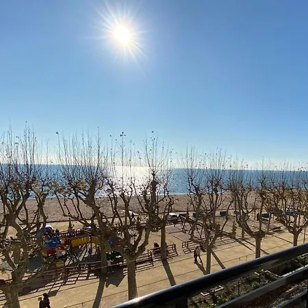 Vivalidays Yolanda * Calella